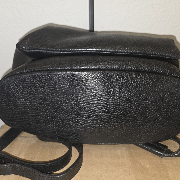 Tuscany Leather TL Bag Convertable Backpack Made In Italy main image 5
